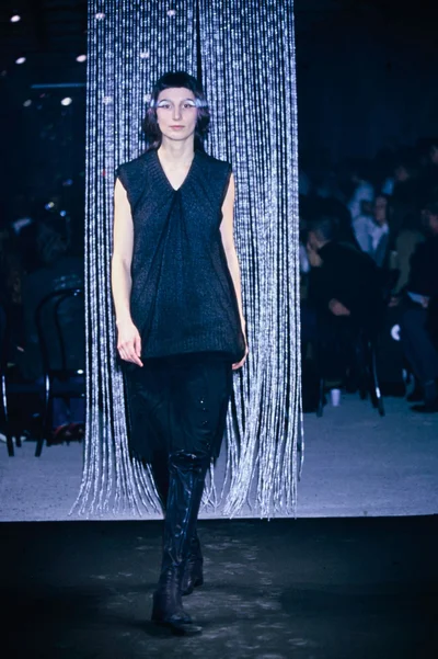 Look 18